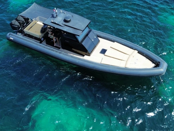Location bateau Sea Water Phantom 400 à Hyères sur Samboat