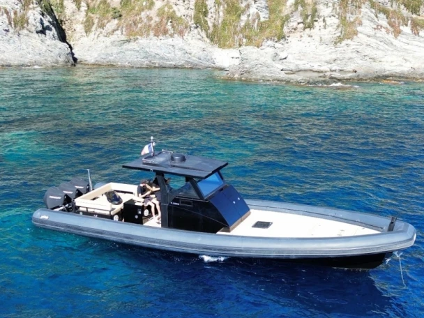 Louer Semi-rigide avec ou sans skipper Sea Water à Hyères