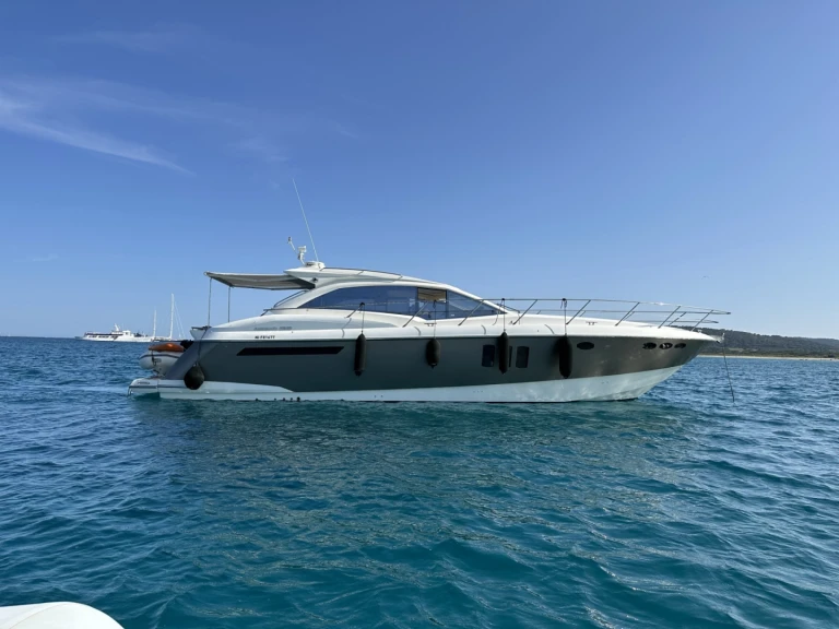 Location bateau Absolute Yachts ABSOLUTE 52 à Saint-Raphaël sur Samboat