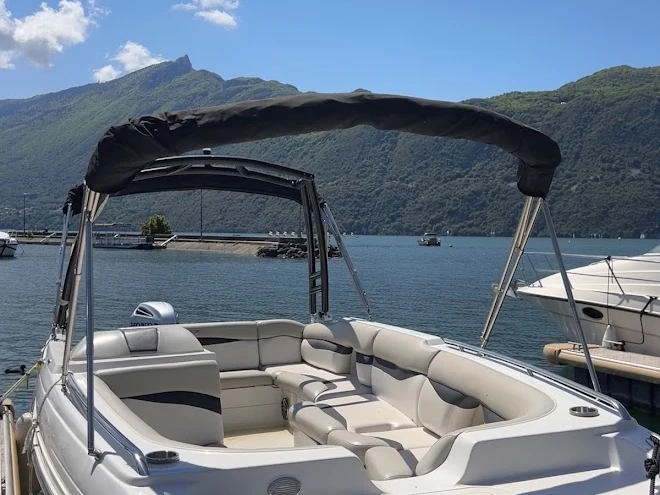 Louer Bateau à moteur avec ou sans skipper Starcraft à Aix-les-Bains