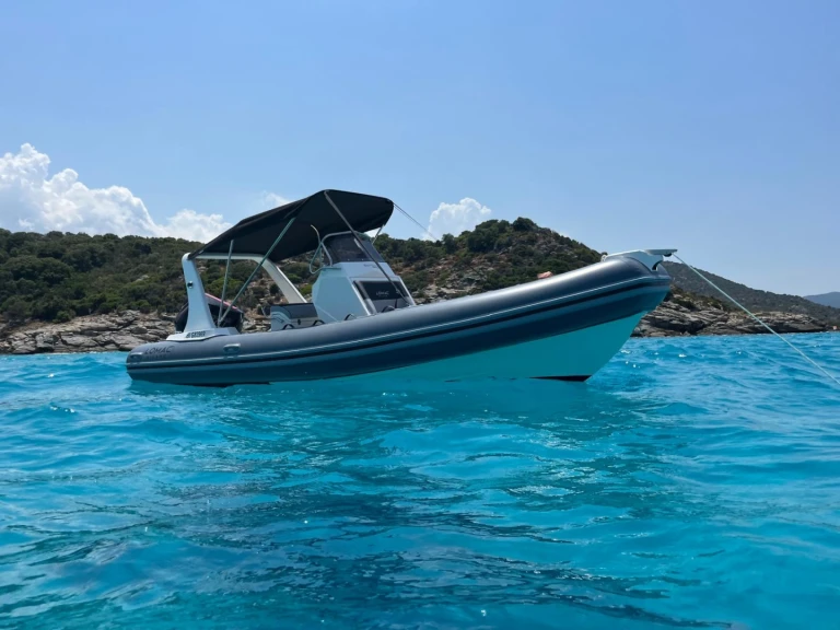 Louez un Lomac LOMAC 660 TURISMO à Saint-Florent