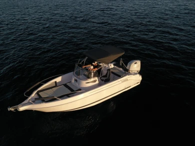 Alquiler Lancha B2 Marine con o sin  título de navegación