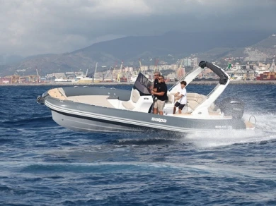 Yacht hire Port Grimaud cheap SALPA 26 SOLEIL