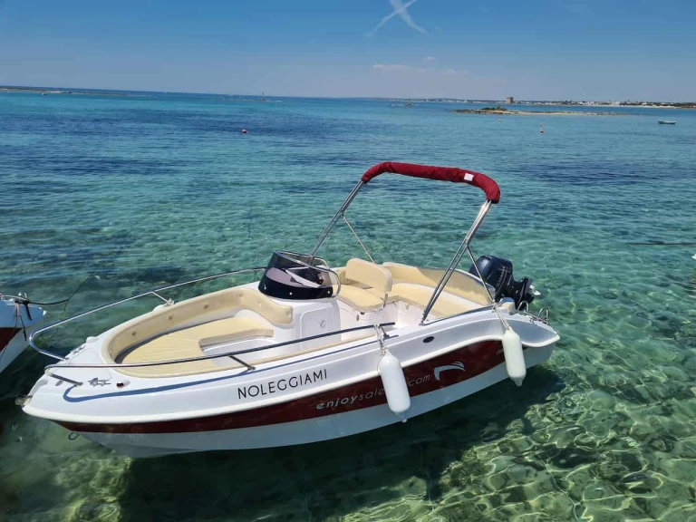 Location Bateau à moteur à Porto Cesareo - Marinello Eden 18