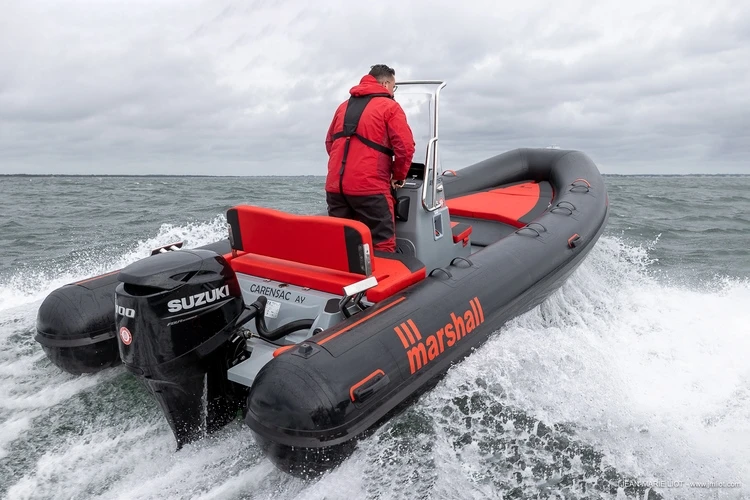 Louer Semi-rigide avec ou sans skipper Marshall à La Trinité-sur-Mer