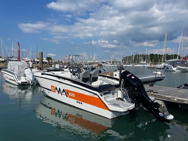 Bateau à moteur à louer à La Trinité-sur-Mer au meilleur prix