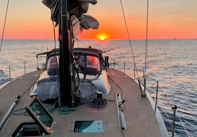 Louez un Maxi 65 à Barcelone