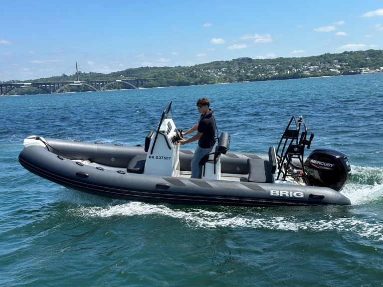 Location Semi-rigide à Brest - Brig Navigator 610