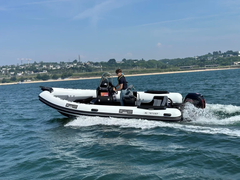 Location bateau 3D Tender Lux 655 à Brest sur Samboat
