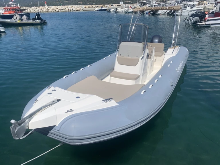 Location bateau Capelli Capelli 700 Sun à Propriano sur Samboat