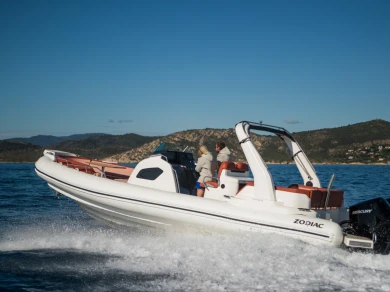 Boat rental Zodiac Medline 9 in Propriano on Samboat
