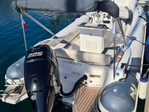 Louez un Nuova Jolly Prince 23 à Propriano