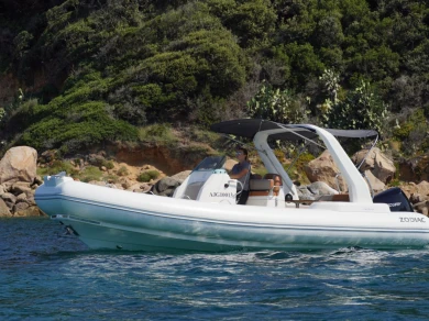 Zodiac MEDLINE 750 charter bareboat or captained in  Propriano