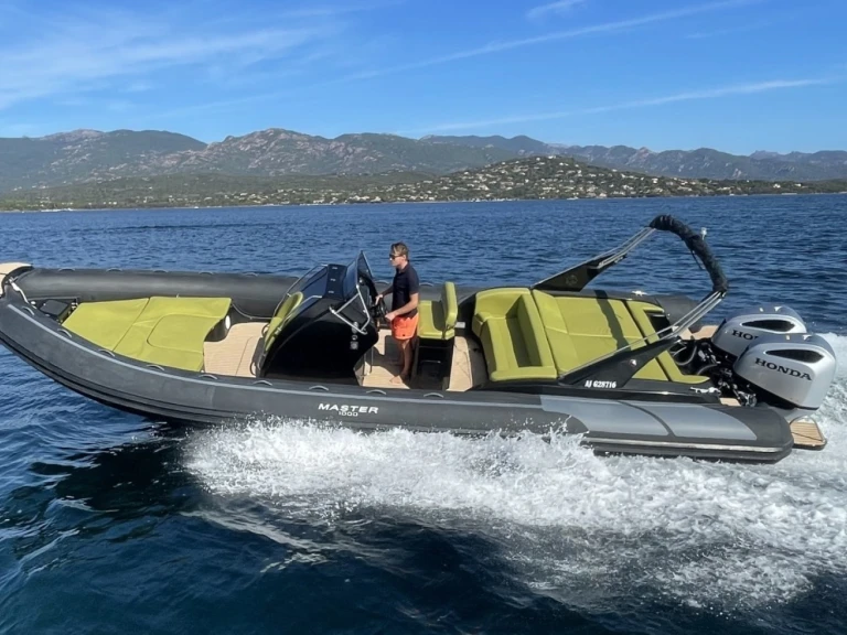 Semi-rigide à louer à Porto-Vecchio au meilleur prix