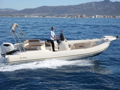 Hire RIB Bsc with a boat licence