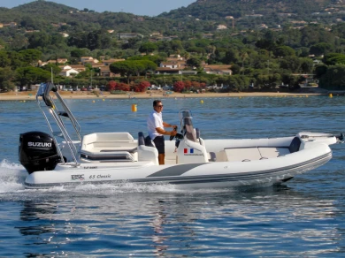 Yacht charter Cogolin cheap 65 Classic