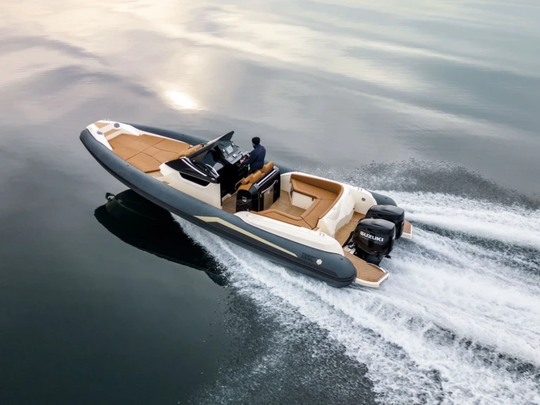 Location bateau Cogolin pas cher B-2