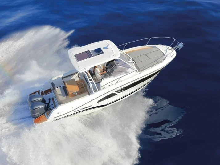 Louer Bateau à moteur avec ou sans skipper Jeanneau à Cogolin