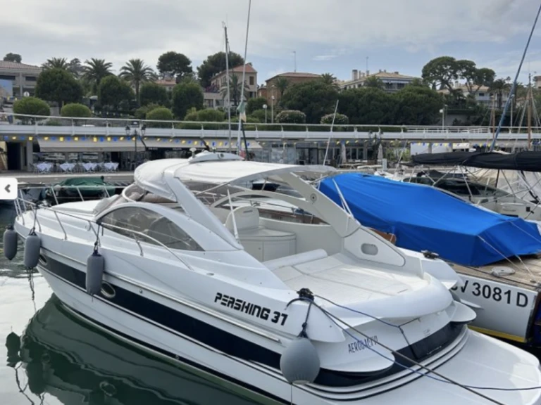 Location bateau Pershing Pershing 37 à Saint-Jean-Cap-Ferrat sur Samboat