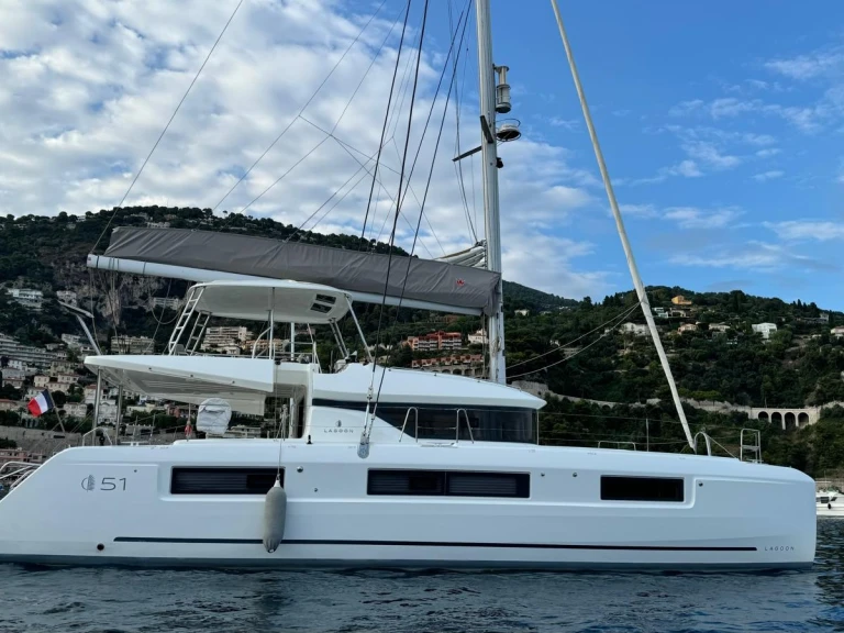 Location Catamaran Lagoon avec permis