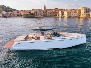 Luxury Yacht hire in Beaulieu-sur-Mer - Pardo Yachts Pardo 43