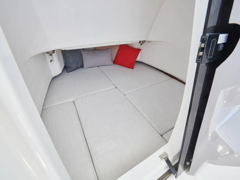 Location Bateau à moteur Jeanneau avec permis