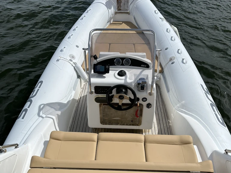 Location Semi-rigide à Arcachon - Sacs Sacs S 680