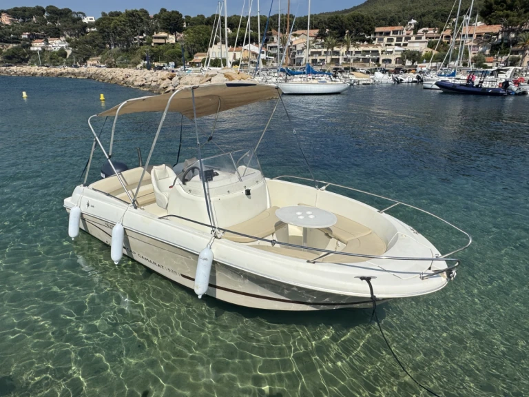 Location Bateau à moteur à La Madrague - Jeanneau Cap Camarat 635