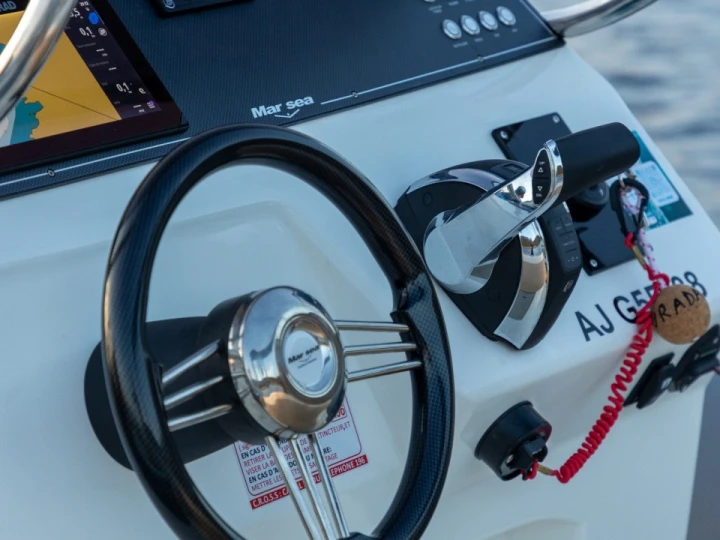 Location Bateau à moteur Quicksilver avec permis