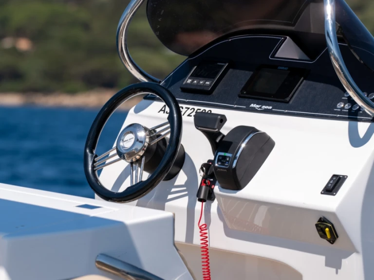 Location bateau Porto Pollo pas cher MARSEA 850