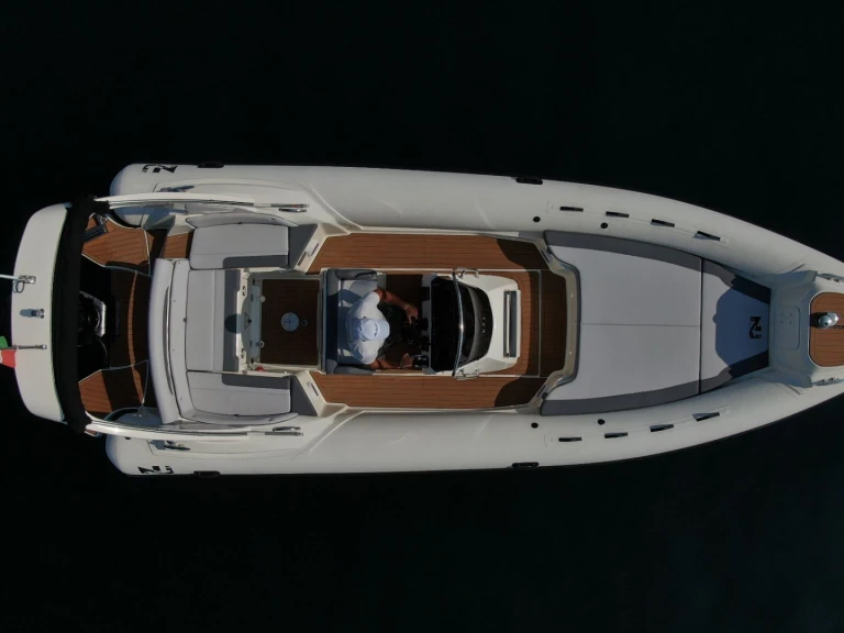 Location bateau Nuova Jolly Prince 24 à Sète sur Samboat