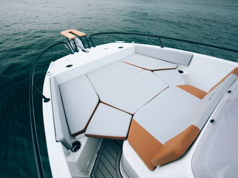 Location bateau Bénéteau Flyer 7 SUNdeck à Sète sur Samboat