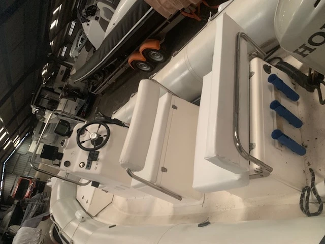 Zodiac 530 FB a louer à Bénodet