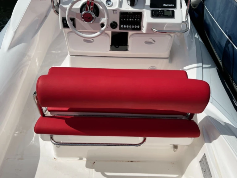 Location à Port Grimaud - Zar Zar 65 Suite sur SamBoat