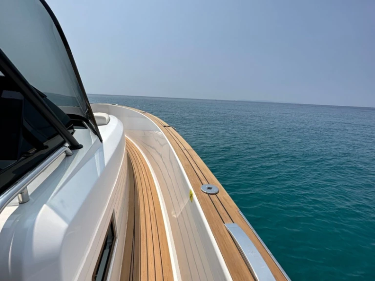 Pardo Yachts Pardo 38 a louer à Bandol