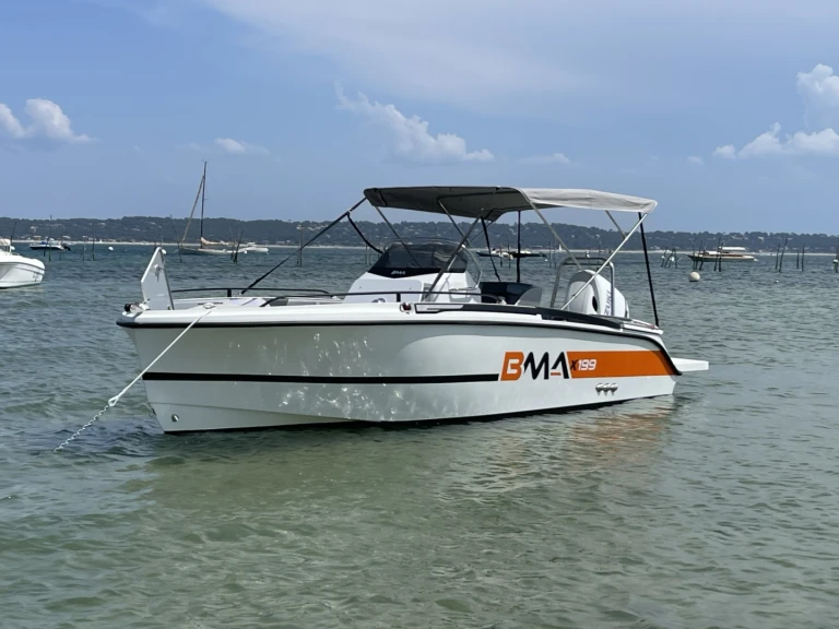 Location Bateau à moteur BMA avec permis