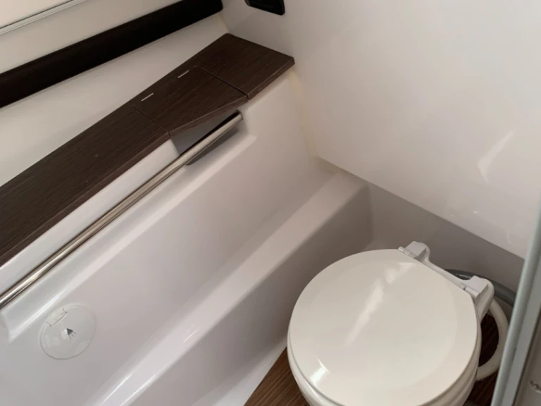 Bateau à moteur à louer à Porticcio au meilleur prix
