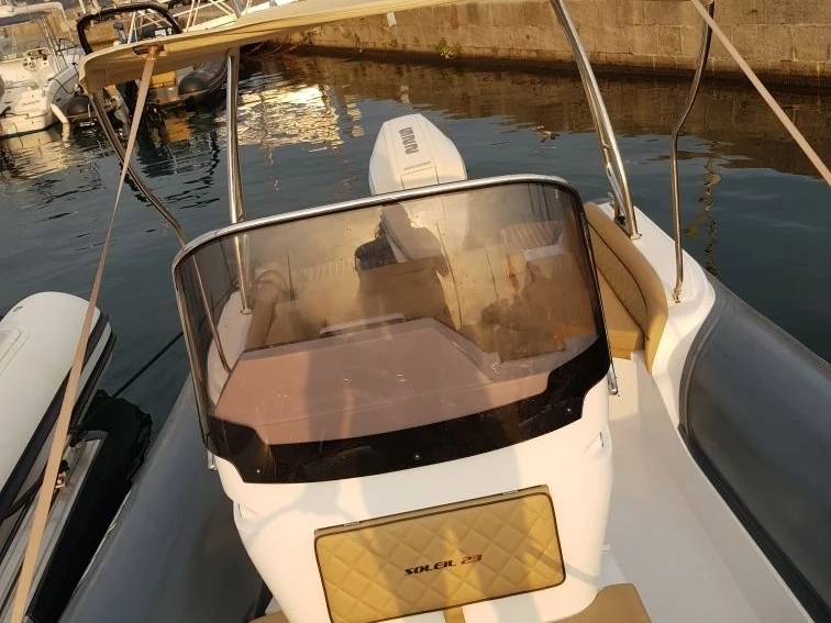 Location Semi-rigide Salpa avec permis