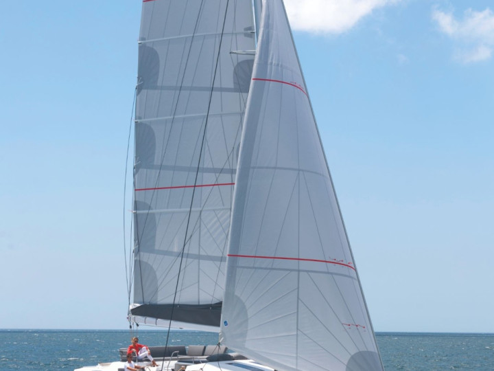 Location Catamaran Fountaine Pajot avec permis