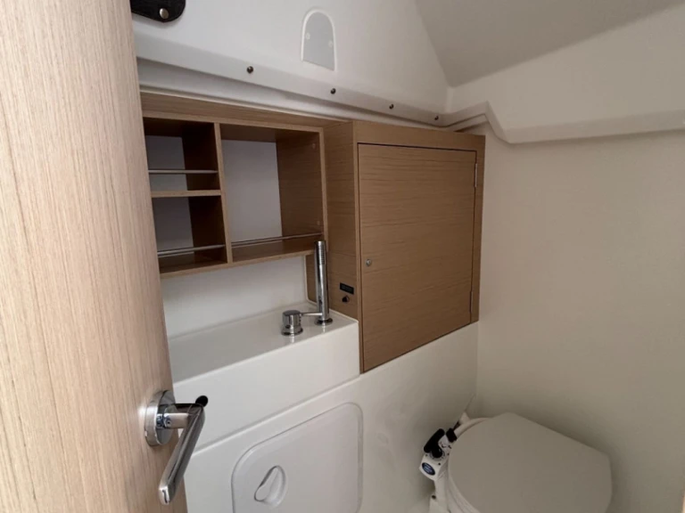 Location bateau Bénéteau Oceanis 30.1 à Ajaccio sur Samboat