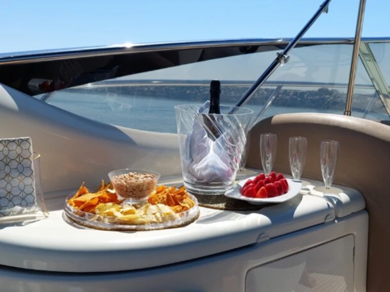 Location bateau Cranchi Endurance 39 à Saint-Raphaël sur Samboat