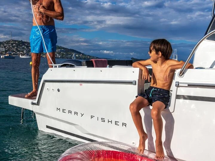 Location bateau Saint-Raphaël pas cher Merry fisher 795 S2