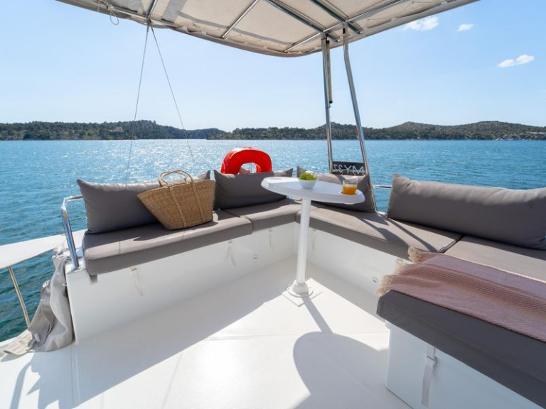Catamaran à louer à Saint-Raphaël au meilleur prix