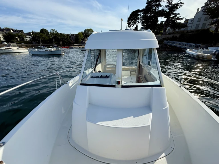 Bateau à moteur à louer à Combrit au meilleur prix