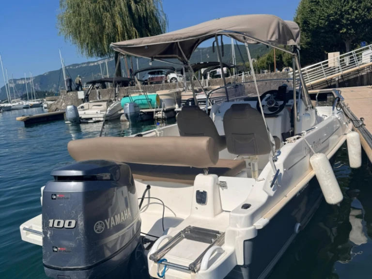 Location Bateau à moteur Cap-Ferret avec permis