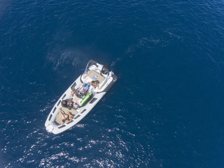 Location bateau Quicksilver Quicksilver 555 Activ Open à Campomoro sur Samboat