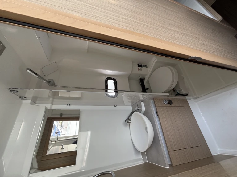 Location Bateau à moteur Jeanneau avec permis