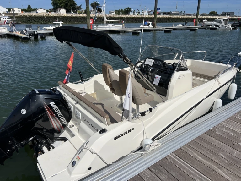 Quicksilver Activ 605 Open a louer à Ouistreham