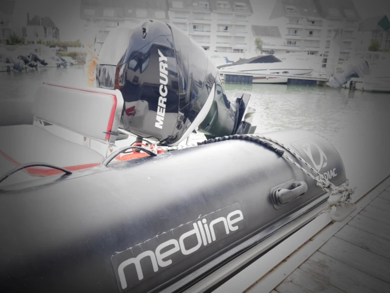 Zodiac Club 750 a louer à La Baule-Escoublac