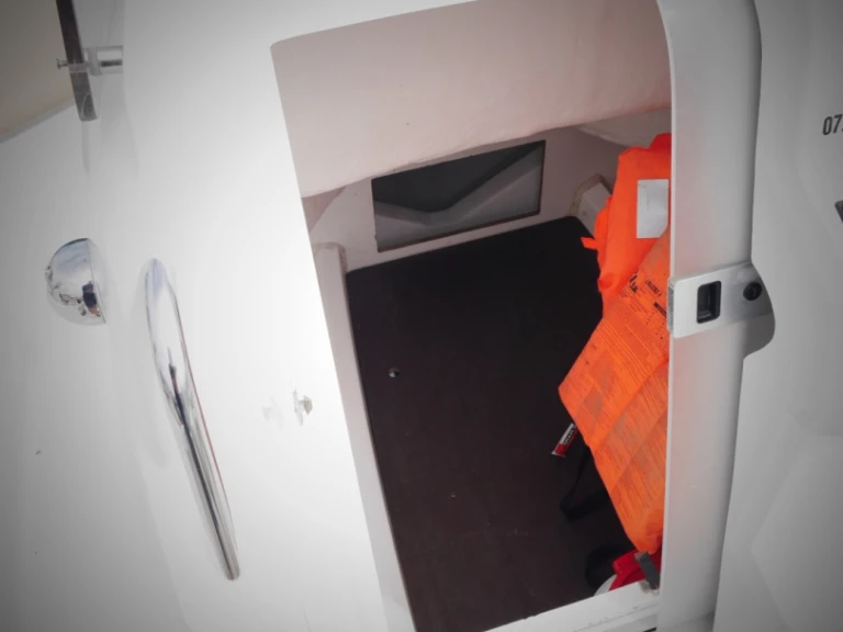 Bateau à moteur à louer à La Baule-Escoublac au meilleur prix